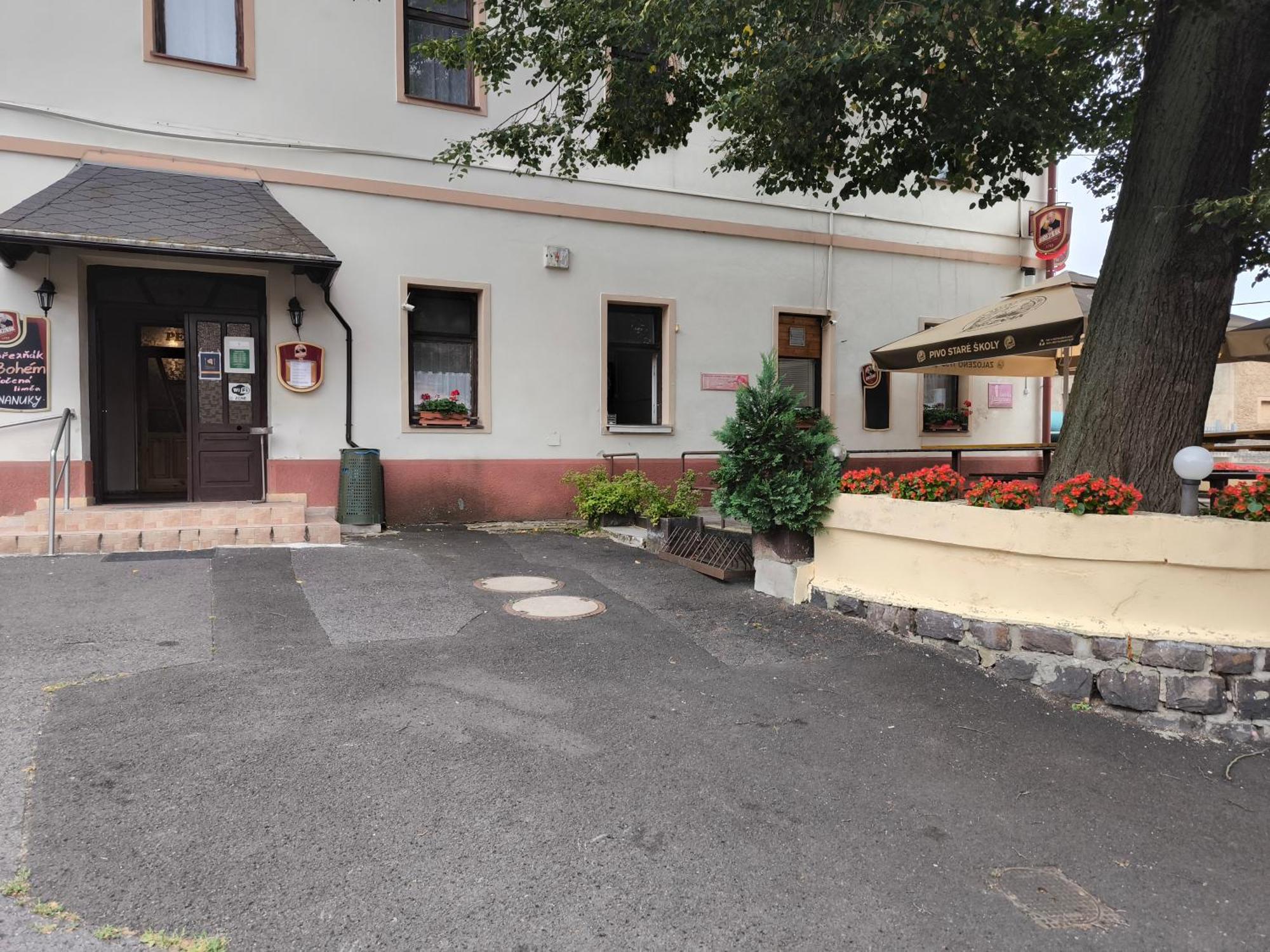 Penzion U Zeleneho Stromu Telnice Экстерьер фото